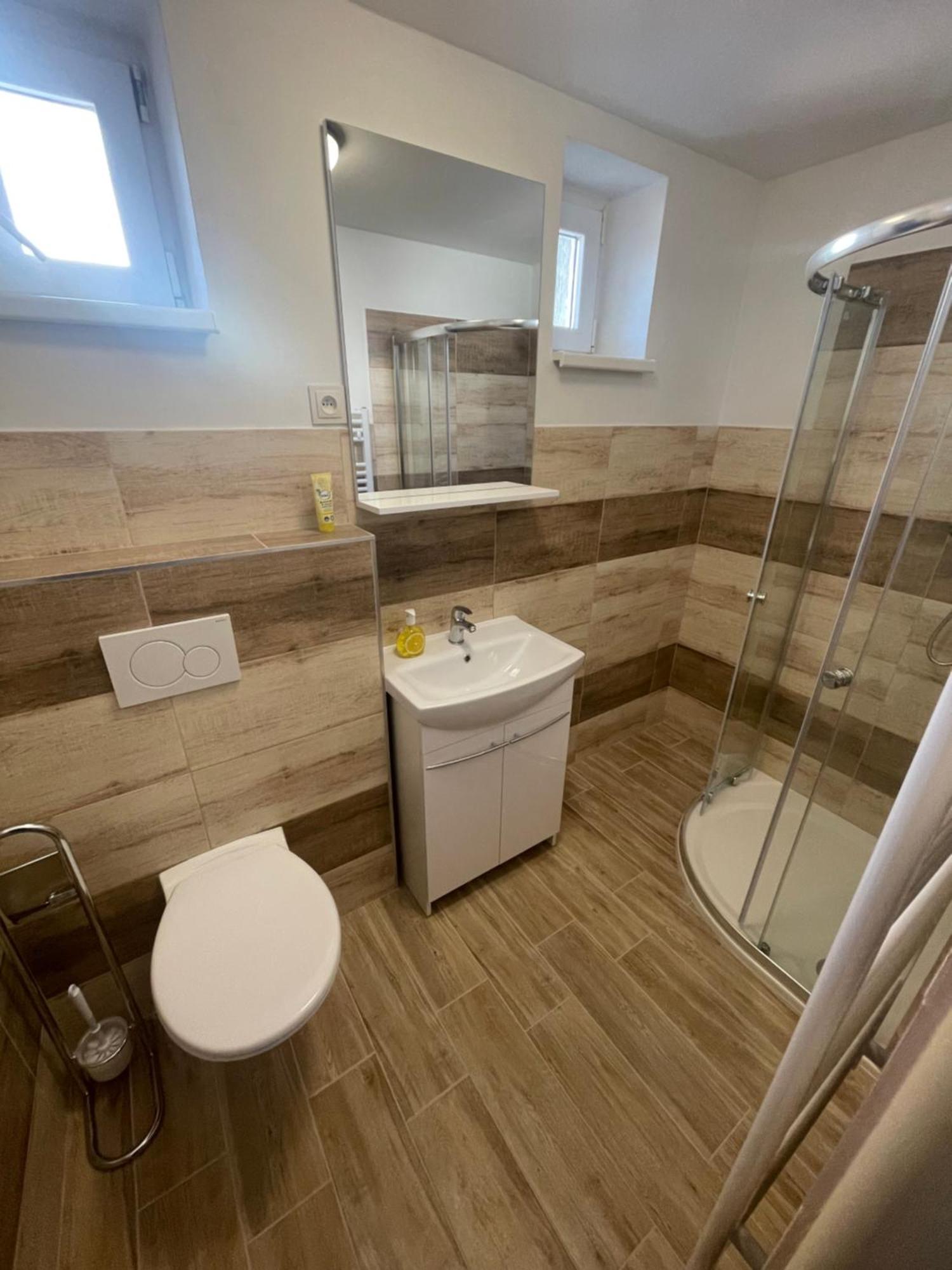 Apartmany Ferie Decin Bagian luar foto