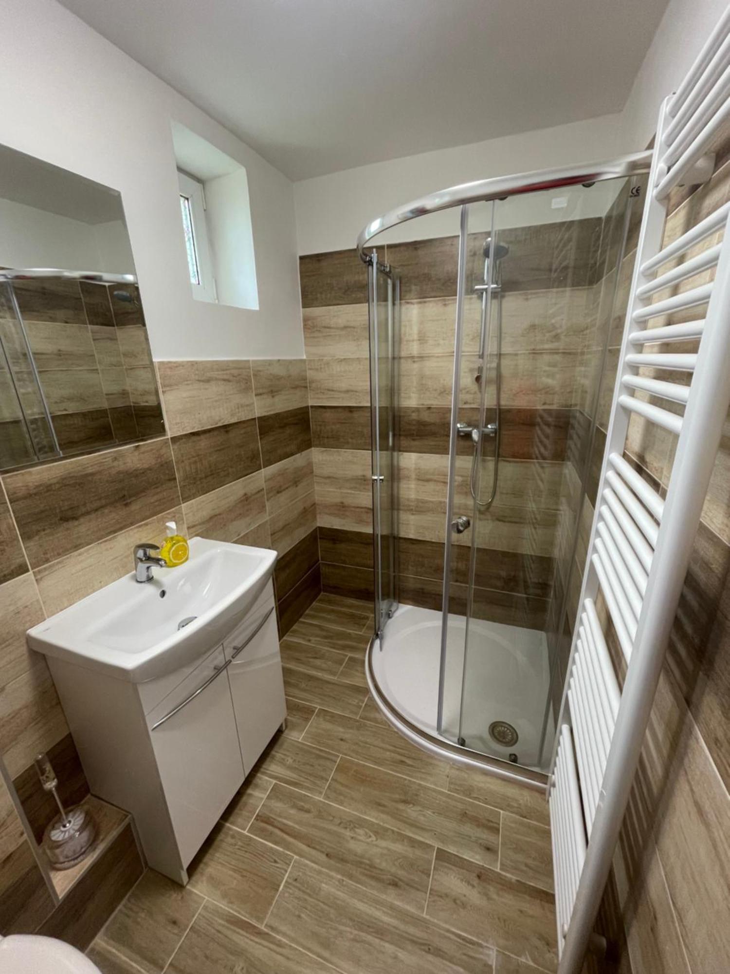 Apartmany Ferie Decin Bagian luar foto