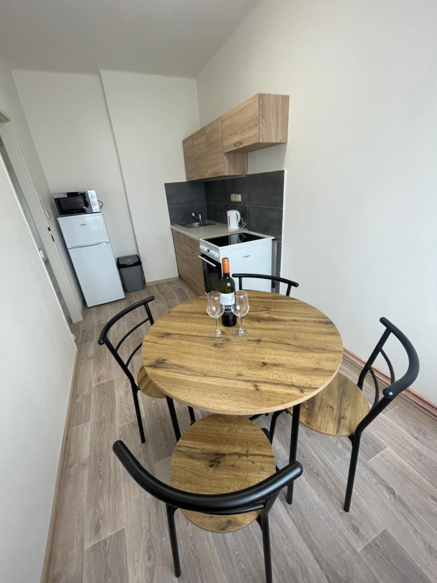 Apartmany Ferie Decin Bagian luar foto